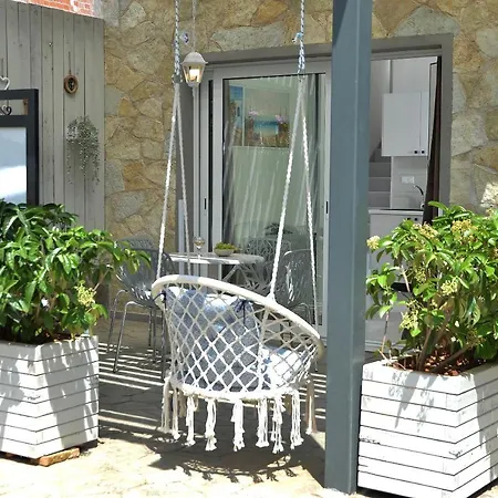 Alekos Luxury Suites Free 24H Transportation From - To Airport Artemida  Exterior photo