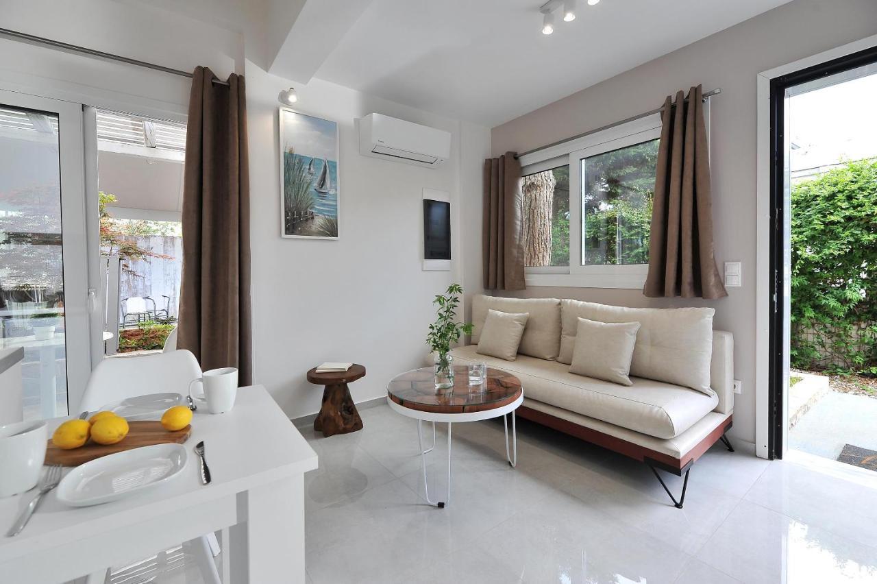 Alekos Luxury Free 24h Transportation From - To Airport Apartment *