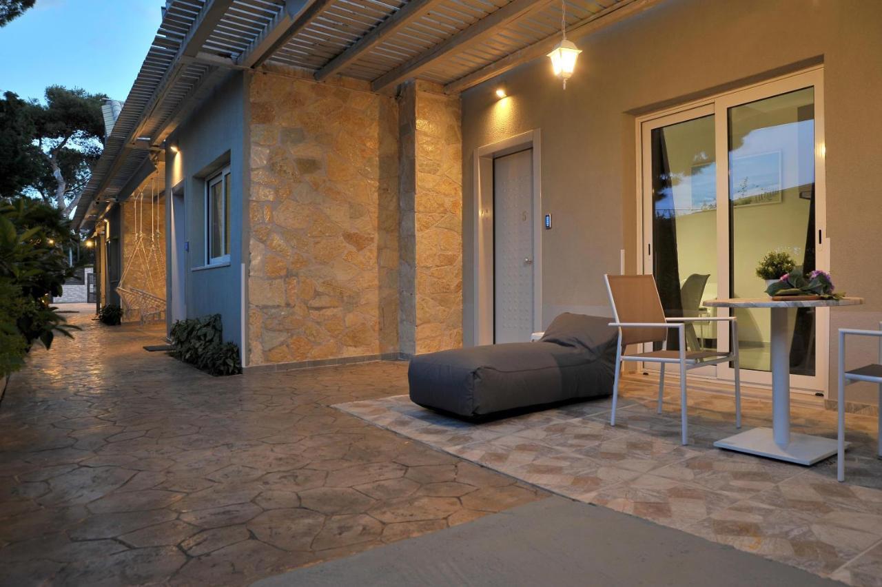 Alekos Luxury Free 24h Transportation From - To Airport Apartment *